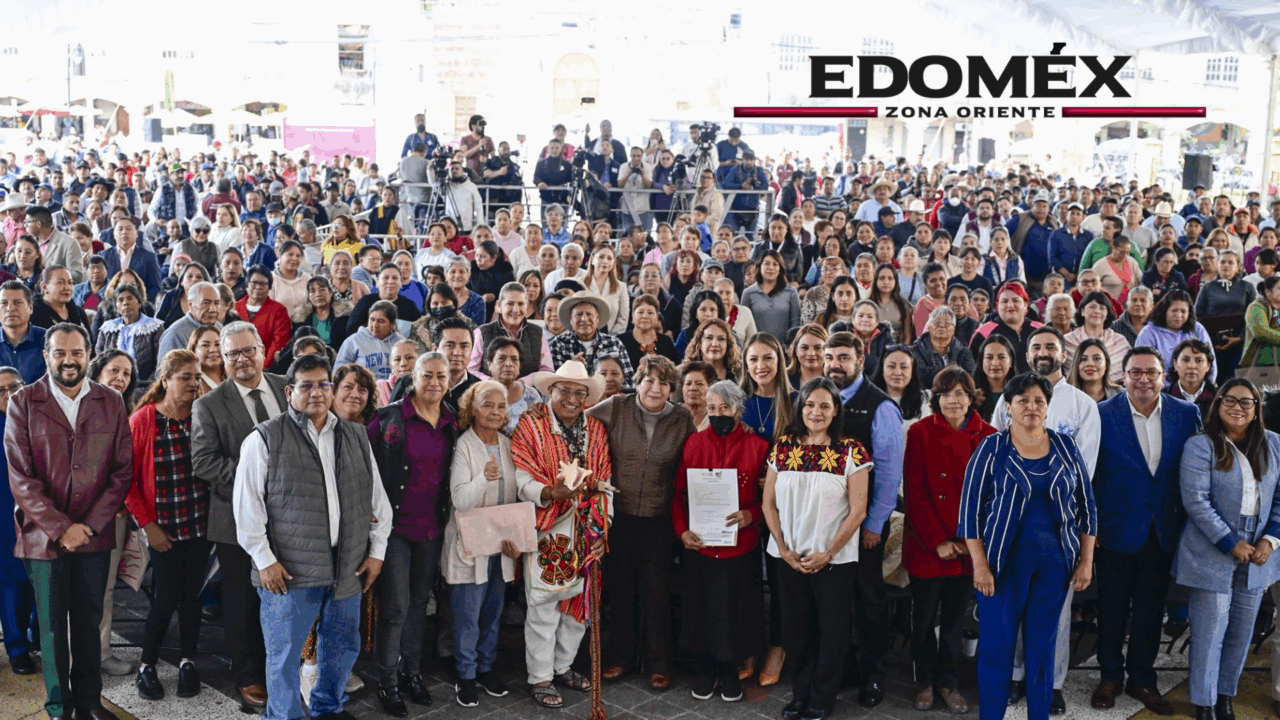 DELFINA GÓMEZ ENTREGA 500 CERTIFICADOS DE TENENCIA DE TIERRA A MUJERES RURALES DEL EDOMÉX